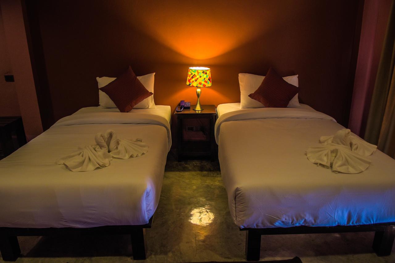 Sea Stone Hotel ナコーンシータンマラート 部屋 写真