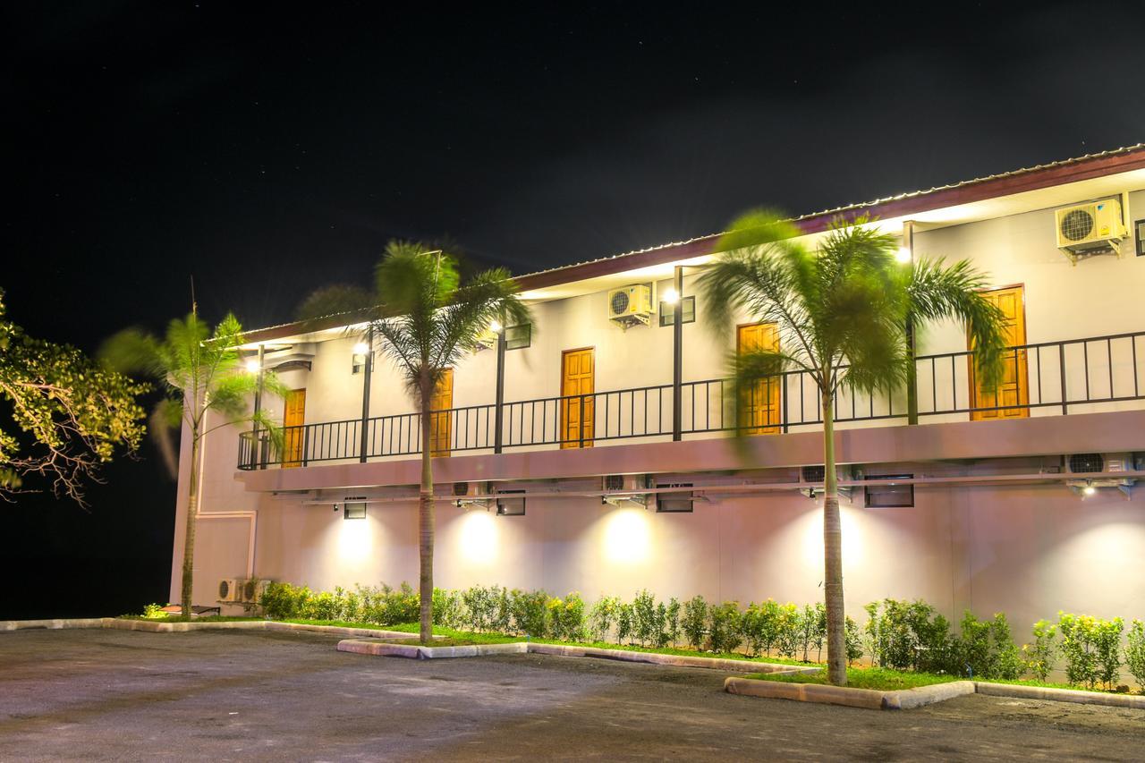 Sea Stone Hotel ナコーンシータンマラート エクステリア 写真