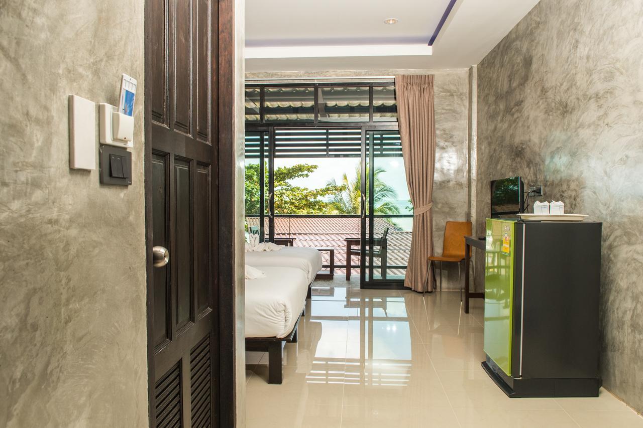 Sea Stone Hotel ナコーンシータンマラート 部屋 写真