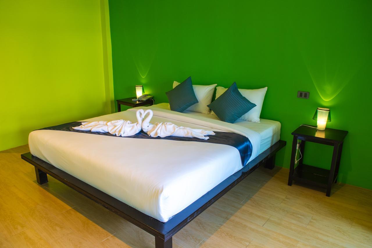 Sea Stone Hotel ナコーンシータンマラート 部屋 写真